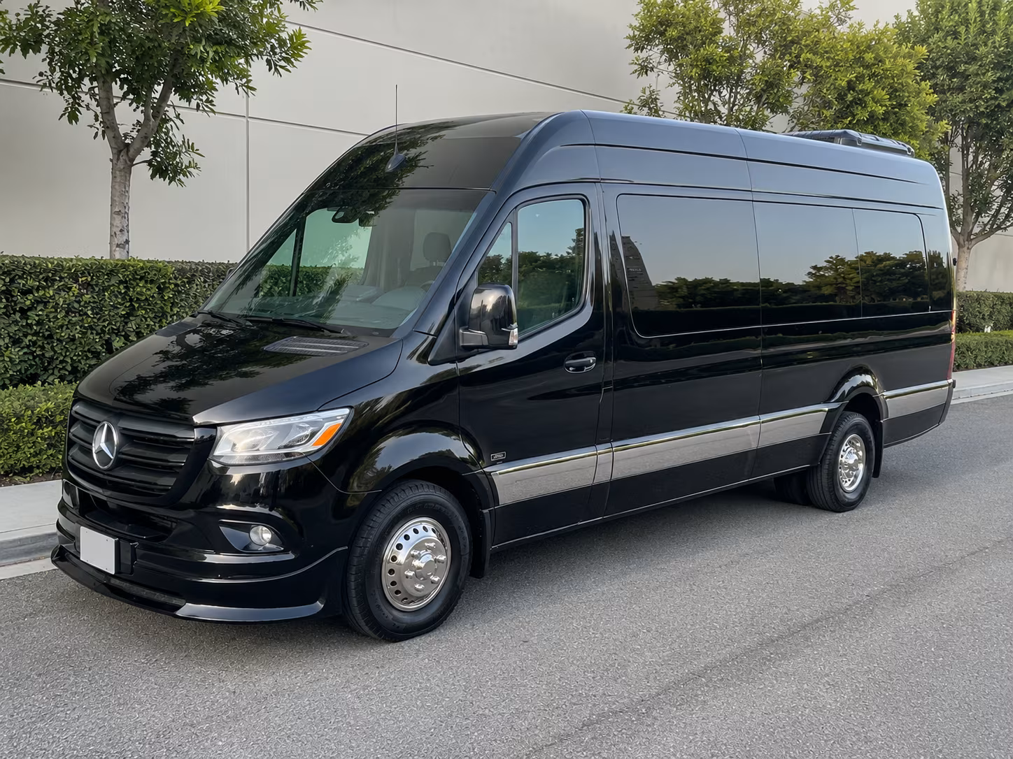 charlotte airport transportation onboard seating