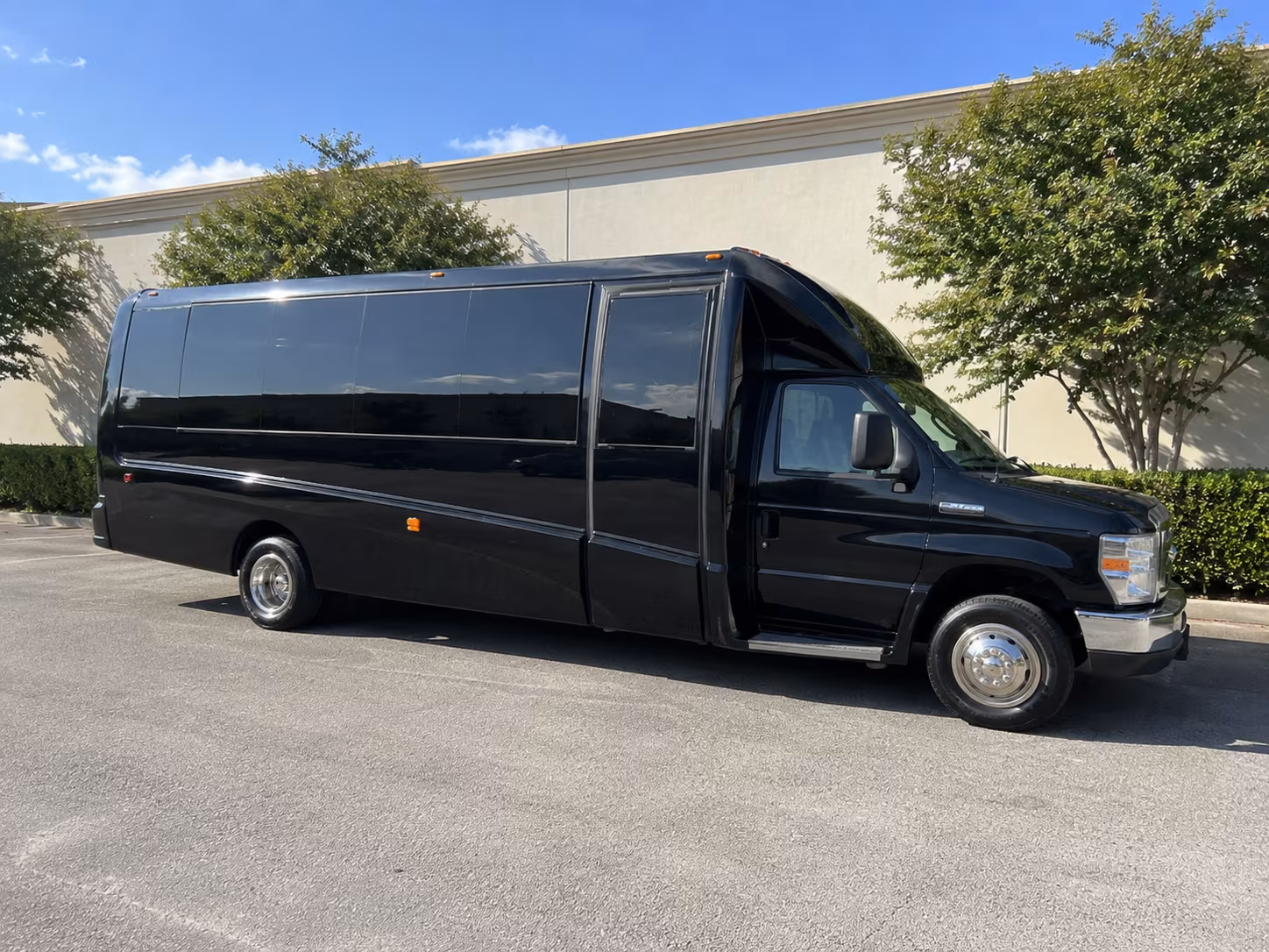 charlotte corporate party bus rental