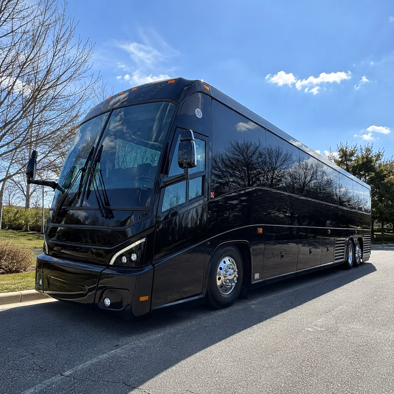 charlotte douglas international airport clt charter bus pickups and drop offs