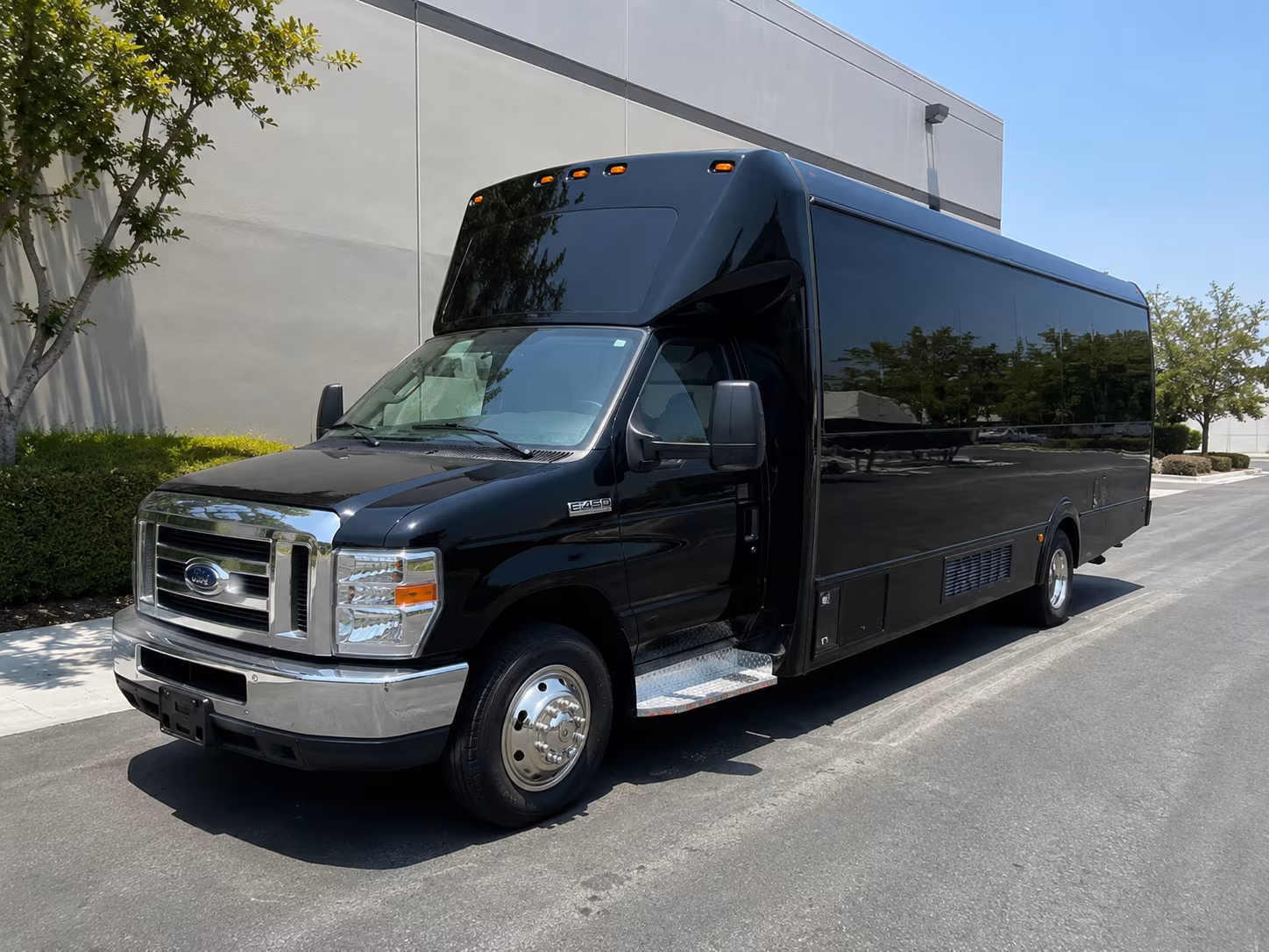 charlotte party bus